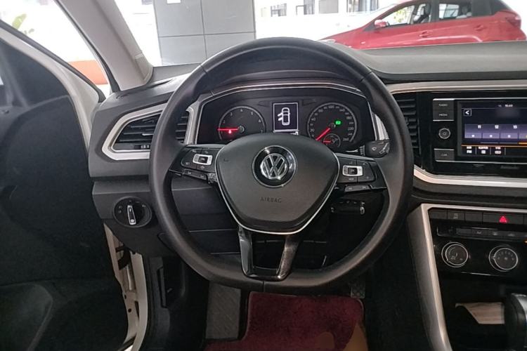 Used Volkswagen T-ROC 2020 230TSI DSG Two-Wheel Drive Advanced Version Steering Wheel
