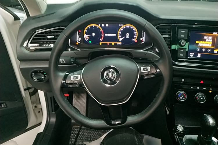 Used Volkswagen T-ROC 2020 280TSI DSG Two-Wheel Drive Comfort Version Steering Wheel