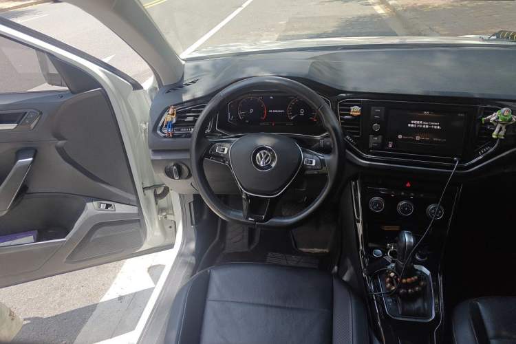 Used Volkswagen T-ROC 2020 280TSI DSG Two-Wheel Drive Comfort Version Steering Wheel