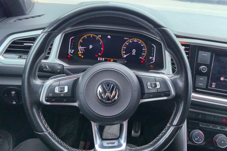 Used Volkswagen T-ROC 2020 280TSI DSG Two-Wheel Drive R-Line Pro Steering Wheel