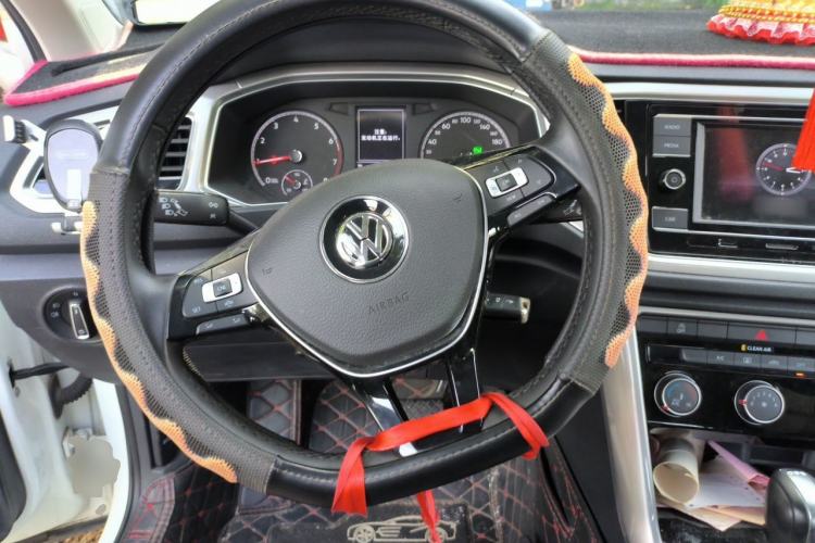 Used Volkswagen T-ROC 2020 230TSI DSG Two-Wheel Drive Advanced Version Steering Wheel