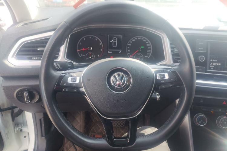 Used Volkswagen T-ROC 2020 280TSI DSG Two-Wheel-Drive Elite Version Steering Wheel