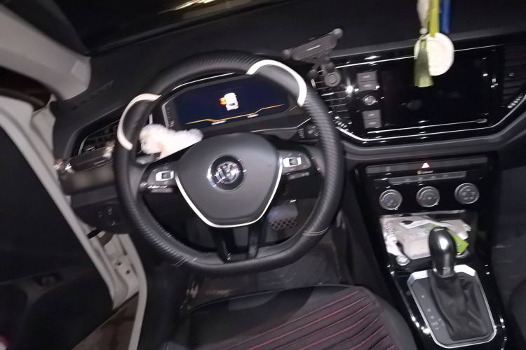 Used Volkswagen T-ROC 2020 280TSI DSG Two-Wheel Drive Comfort Version Steering Wheel