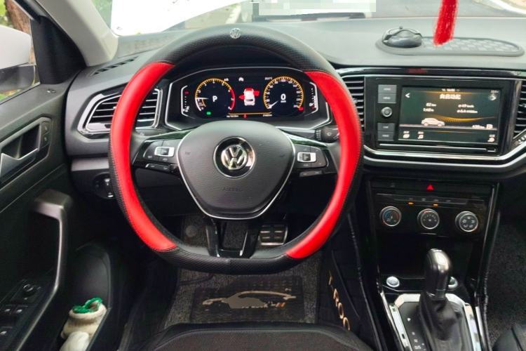 Used Volkswagen T-ROC 2020 280TSI DSG Two-Wheel Drive Comfort Version Steering Wheel