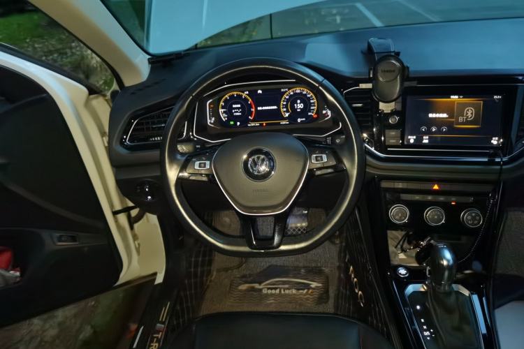 Used Volkswagen T-ROC 2020 280TSI DSG Two-Wheel Drive Comfort Version Steering Wheel