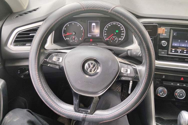 Used Volkswagen T-ROC 2020 280TSI DSG Two-Wheel Drive Advanced Version Steering Wheel