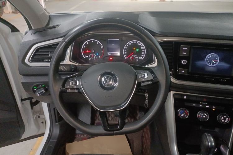 Used Volkswagen T-ROC 2020 230TSI DSG Two-Wheel Drive Advanced Version Steering Wheel