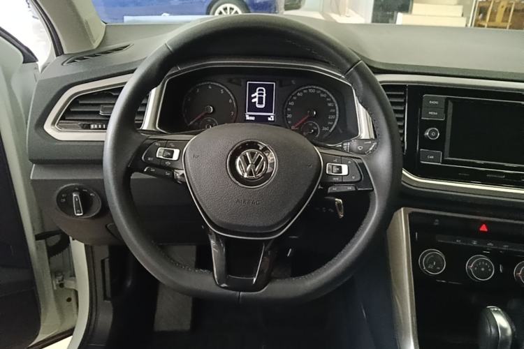 Used Volkswagen T-ROC 2020 230TSI DSG Two-Wheel Drive Advanced Version Steering Wheel