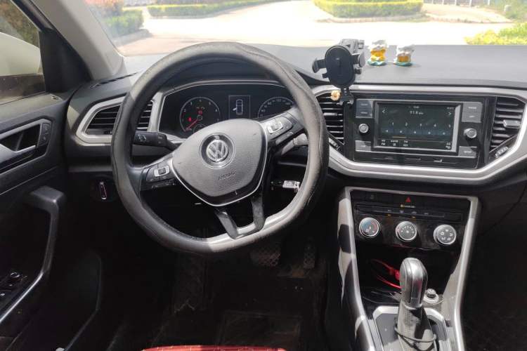 Used Volkswagen T-ROC 2020 280TSI DSG Two-Wheel Drive Advanced Version Steering Wheel