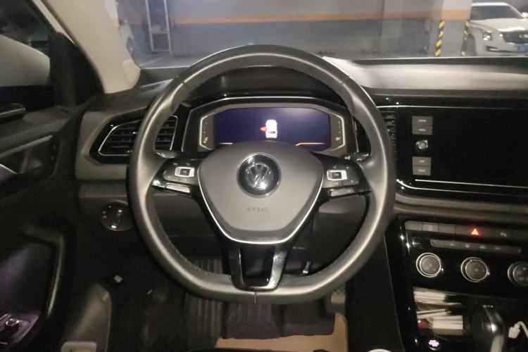 Used Volkswagen T-ROC 2020 280TSI DSG Two-Wheel Drive Comfort Version Steering Wheel