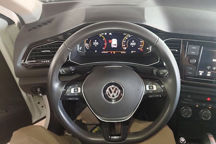 Used Volkswagen T-ROC 2020 280TSI DSG Two-Wheel Drive Comfort Version Steering Wheel