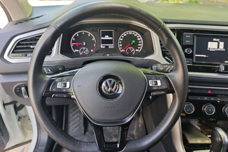 Used Volkswagen T-ROC 2020 280TSI DSG Two-Wheel Drive Advanced Version Steering Wheel