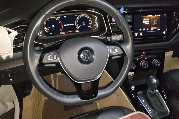Used Volkswagen T-ROC 2020 280TSI DSG Two-Wheel Drive Comfort Version Steering Wheel