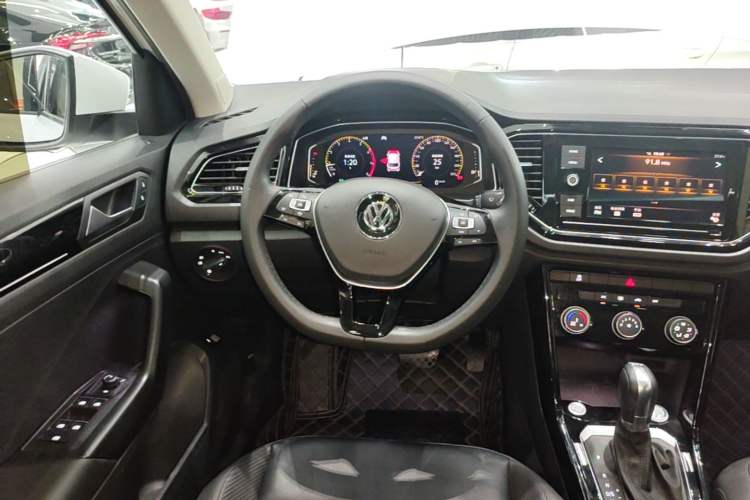 Used Volkswagen T-ROC 2020 280TSI DSG Two-Wheel Drive Comfort Version Steering Wheel