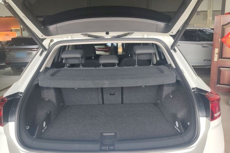 Used Volkswagen T-ROC 2020 280TSI DSG Two-Wheel Drive Comfort Version Trunk