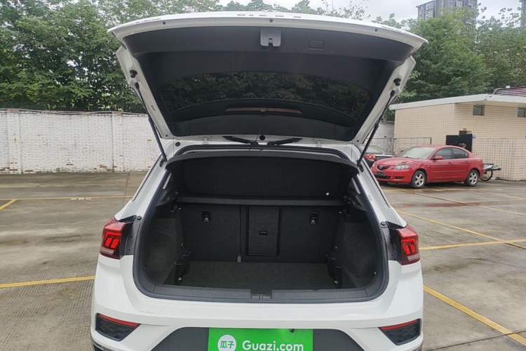 Used Volkswagen T-ROC 2020 230TSI DSG Two-Wheel Drive Advanced Version Trunk