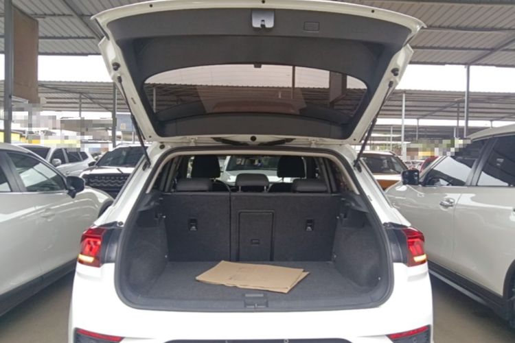 Used Volkswagen T-ROC 2020 280TSI DSG Two-Wheel-Drive Elite Version Trunk