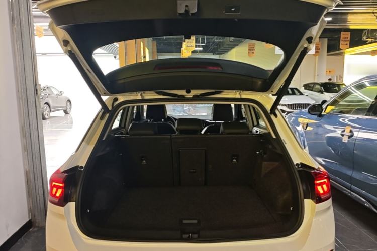 Used Volkswagen T-ROC 2020 280TSI DSG Two-Wheel Drive Comfort Version Trunk