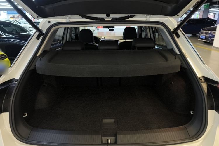 Used Volkswagen T-ROC 2020 230TSI DSG Two-Wheel Drive Advanced Version Trunk