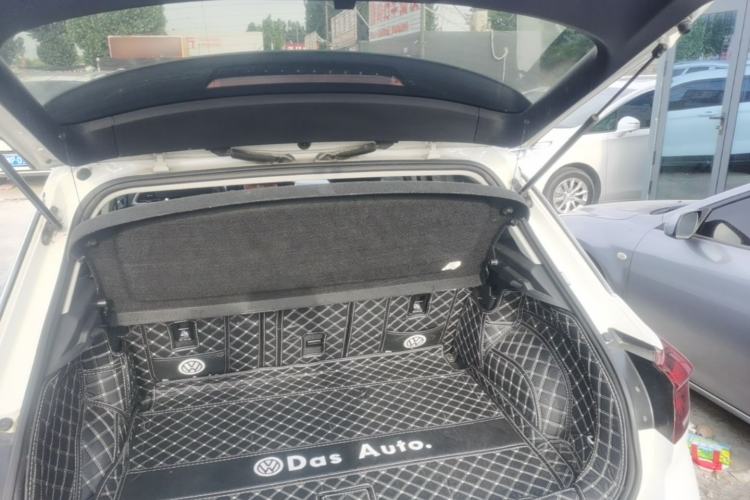 Used Volkswagen T-ROC 2020 280TSI DSG Two-Wheel Drive Advanced Version Trunk