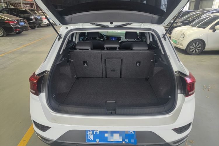 Used Volkswagen T-ROC 2020 230TSI DSG Two-Wheel Drive Advanced Version Trunk
