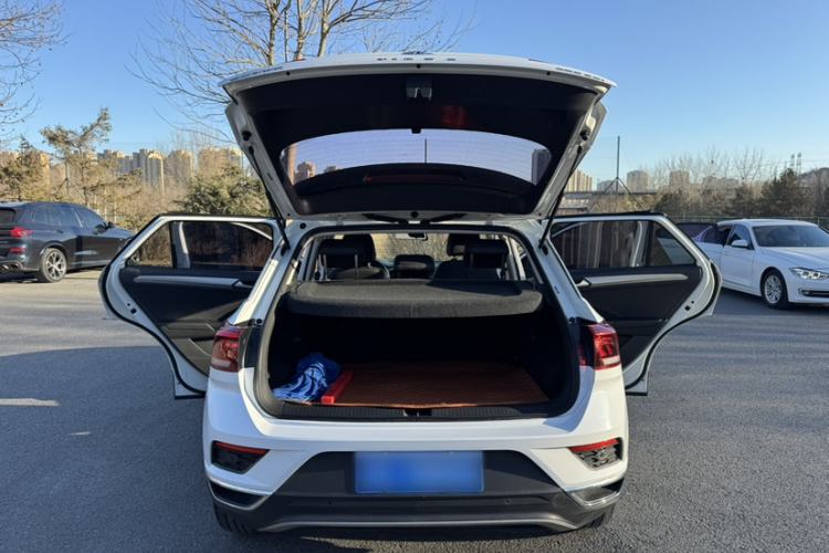 Used Volkswagen T-ROC 2020 280TSI DSG Two-Wheel-Drive Elite Version Trunk