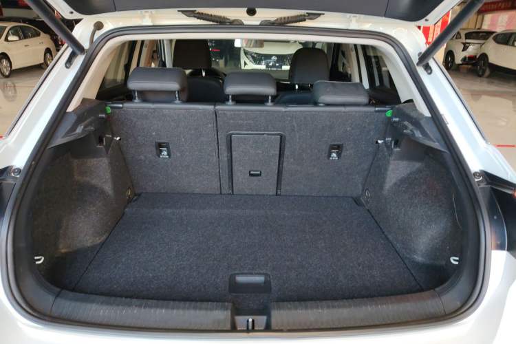 Used Volkswagen T-ROC 2020 280TSI DSG Two-Wheel Drive Comfort Version Trunk