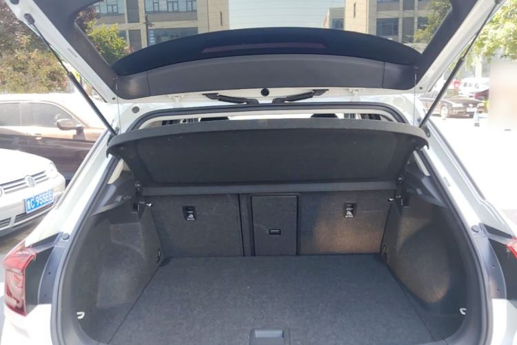 Used Volkswagen T-ROC 2020 230TSI DSG Two-Wheel Drive Advanced Version Trunk