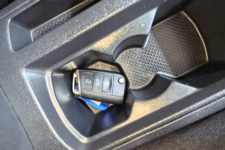 Used Volkswagen T-ROC 2020 280TSI DSG Two-Wheel Drive Comfort Version Vehicle Key