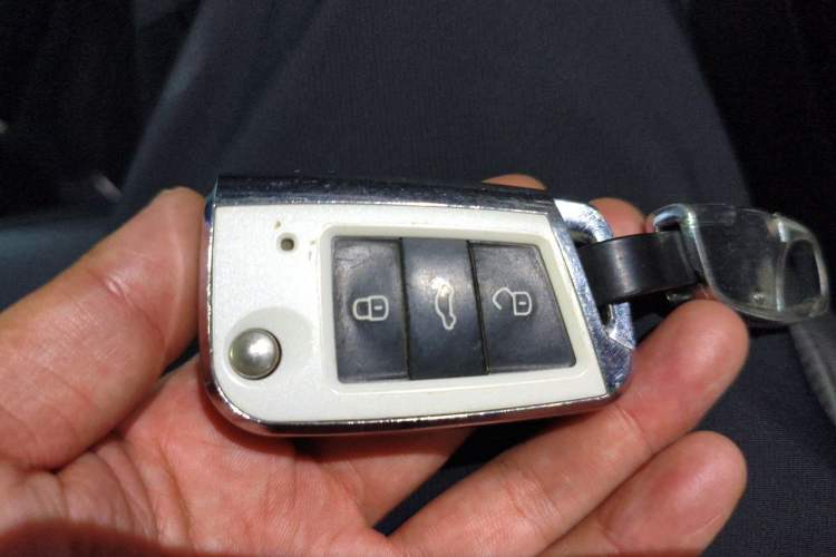 Used Volkswagen T-ROC 2020 280TSI DSG Two-Wheel Drive Comfort Version Vehicle Key