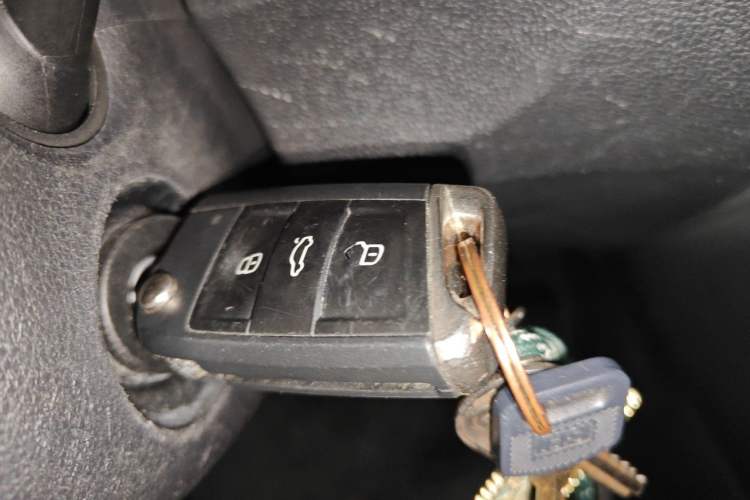 Used Volkswagen T-ROC 2020 230TSI DSG Two-Wheel Drive Advanced Version Vehicle Key