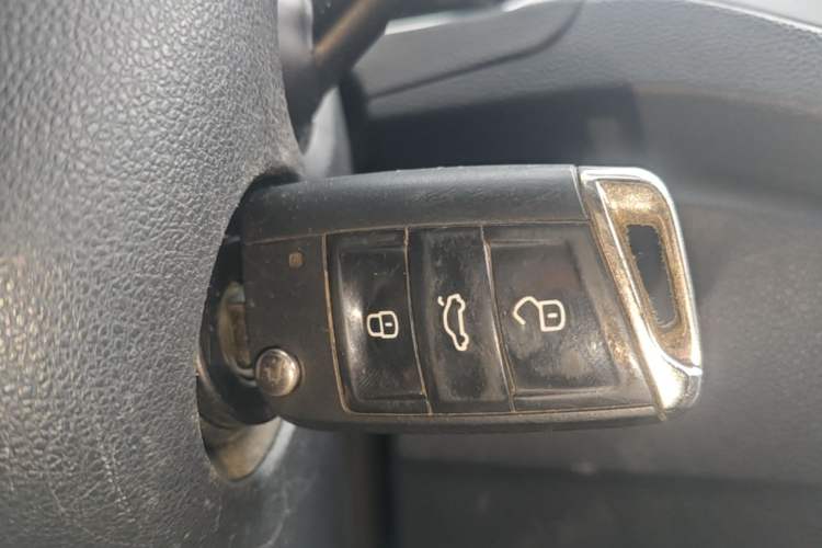 Used Volkswagen T-ROC 2020 280TSI DSG Two-Wheel-Drive Elite Version Vehicle Key