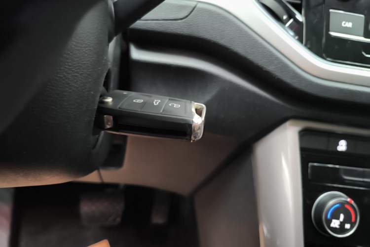 Used Volkswagen T-ROC 2020 280TSI DSG Two-Wheel-Drive Elite Version Vehicle Key