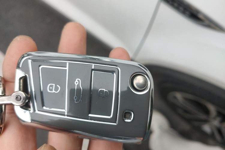 Used Volkswagen T-ROC 2020 280TSI DSG Two-Wheel Drive Comfort Version Vehicle Key
