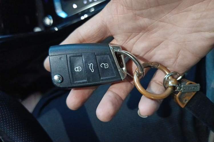 Used Volkswagen T-ROC 2020 280TSI DSG Two-Wheel Drive Comfort Version Vehicle Key
