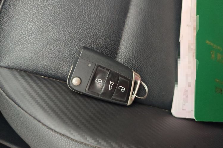 Used Volkswagen T-ROC 2020 280TSI DSG Two-Wheel Drive Comfort Version Vehicle Key