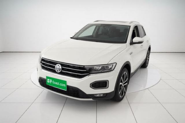 Ojetý Volkswagen T-ROC 2020 280TSI DSG Two-Wheel Drive Comfort Version