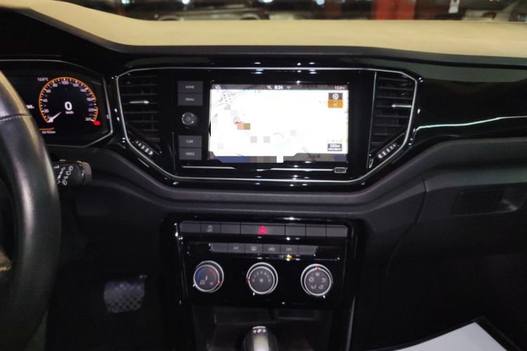 Used Volkswagen T-ROC 2020 280TSI DSG Two-Wheel Drive Comfort Version Audio And AC Panel