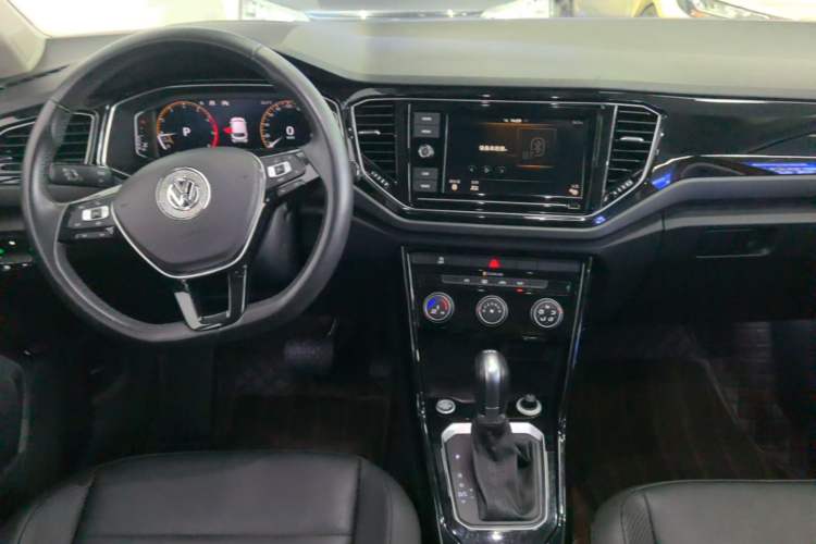 Used Volkswagen T-ROC 2020 280TSI DSG Two-Wheel Drive Comfort Version Center Console