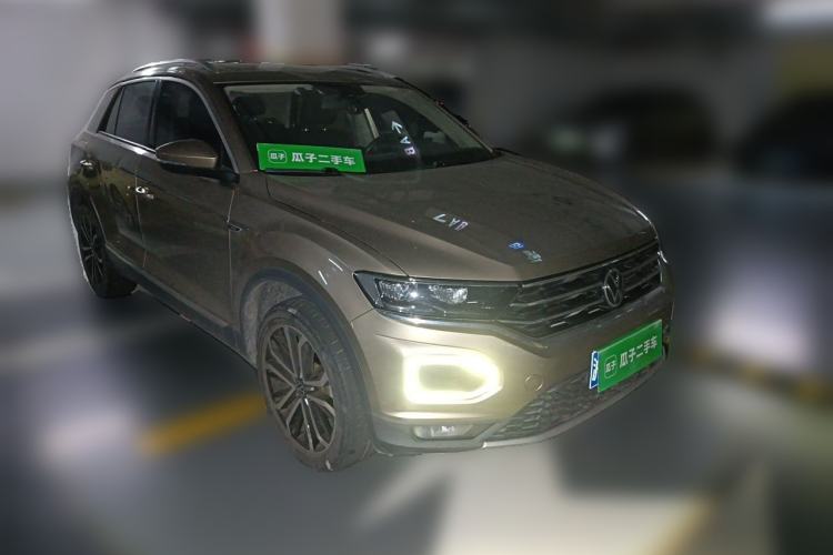 Used Volkswagen T-ROC 2020 280TSI DSG Two-Wheel Drive Comfort Version Front Right 45 Deg
