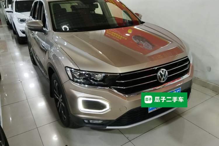 Used Volkswagen T-ROC 2020 280TSI DSG Two-Wheel Drive Comfort Version Front Right 45 Deg