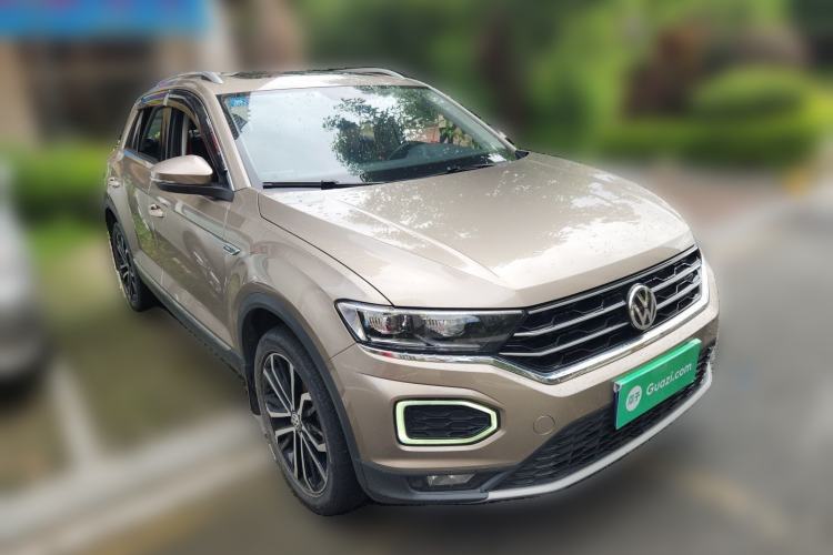 Used Volkswagen T-ROC 2020 280TSI DSG Two-Wheel Drive Comfort Version Front Right 45 Deg