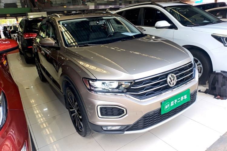 Used Volkswagen T-ROC 2020 280TSI DSG Two-Wheel Drive Comfort Version Front Right 45 Deg