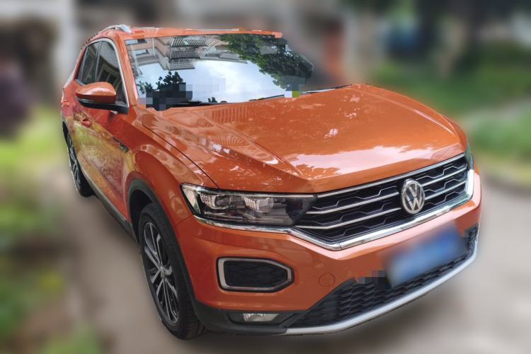 Used Volkswagen T-ROC 2020 280TSI DSG Two-Wheel Drive Comfort Version Front Right 45 Deg