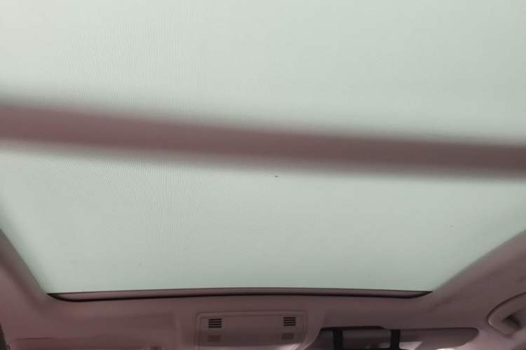 Used Volkswagen T-ROC 2020 280TSI DSG Two-Wheel Drive Comfort Version Headliner