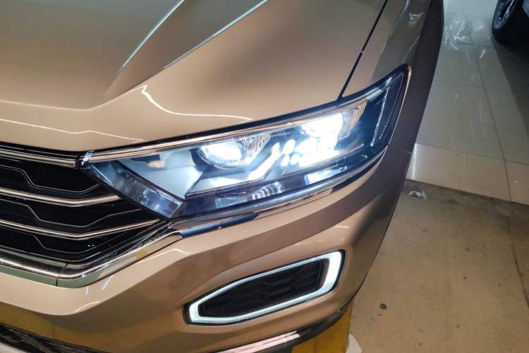 Used Volkswagen T-ROC 2020 280TSI DSG Two-Wheel Drive Comfort Version Left Front Headlight