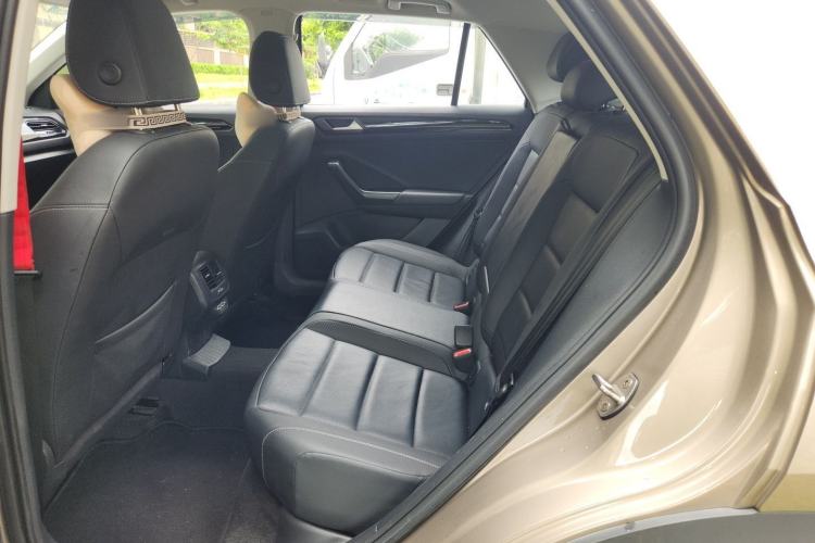 Used Volkswagen T-ROC 2020 280TSI DSG Two-Wheel Drive Comfort Version Left Rear Seat