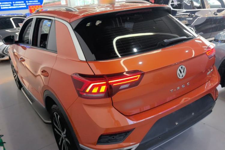 Used Volkswagen T-ROC 2020 280TSI DSG Two-Wheel Drive Comfort Version Rear Left 45 Deg