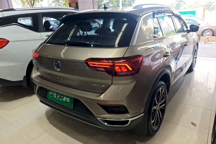 Used Volkswagen T-ROC 2020 280TSI DSG Two-Wheel Drive Comfort Version Rear Right 45 Deg