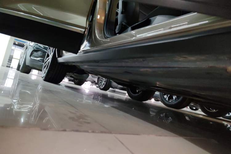 Used Volkswagen T-ROC 2020 280TSI DSG Two-Wheel Drive Comfort Version Right Side Sill